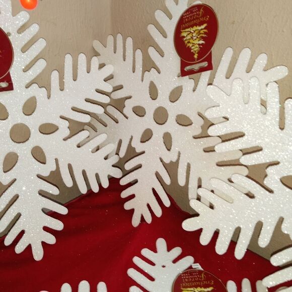 "2005" Enchanted Forest Glitter Snowflake (6) - Picture 4 of 5